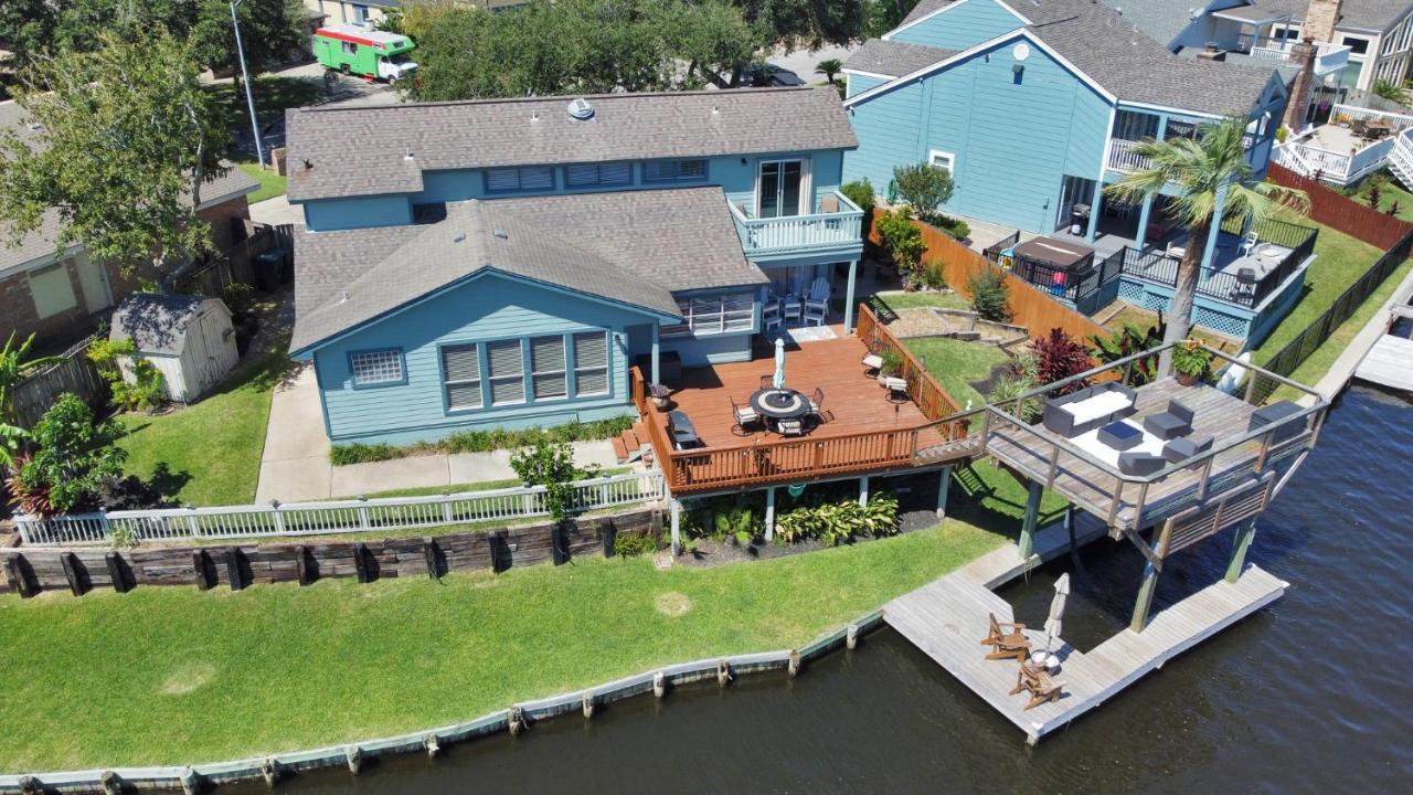 Beauty On The Water! Lake House Near The Beaches! Galveston Eksteriør billede