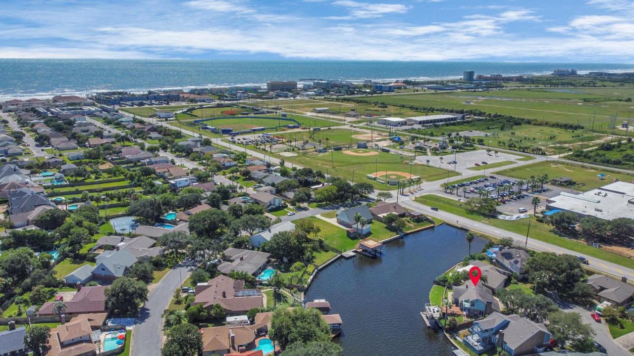 Beauty On The Water! Lake House Near The Beaches! Galveston Eksteriør billede