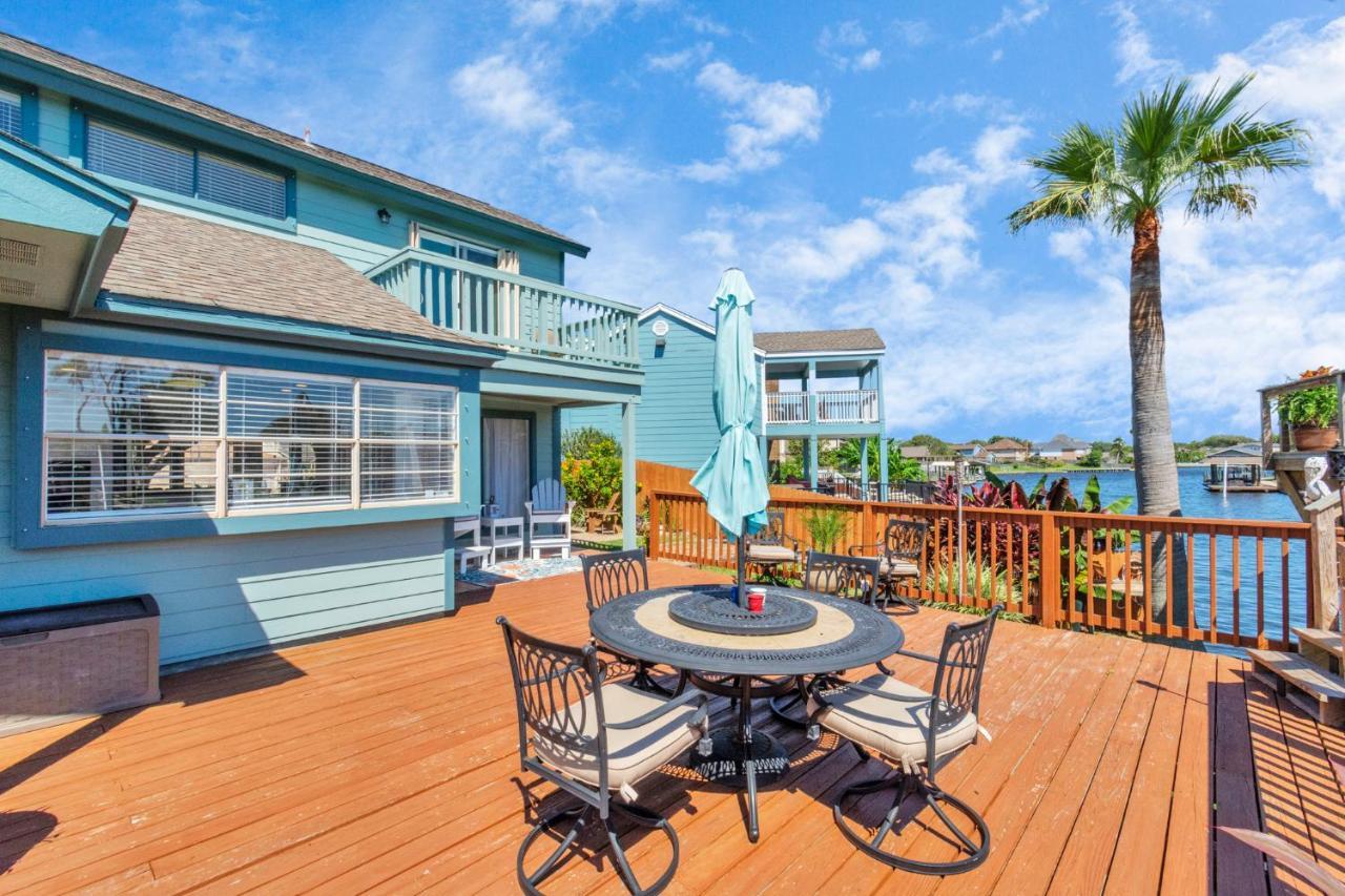 Beauty On The Water! Lake House Near The Beaches! Galveston Eksteriør billede