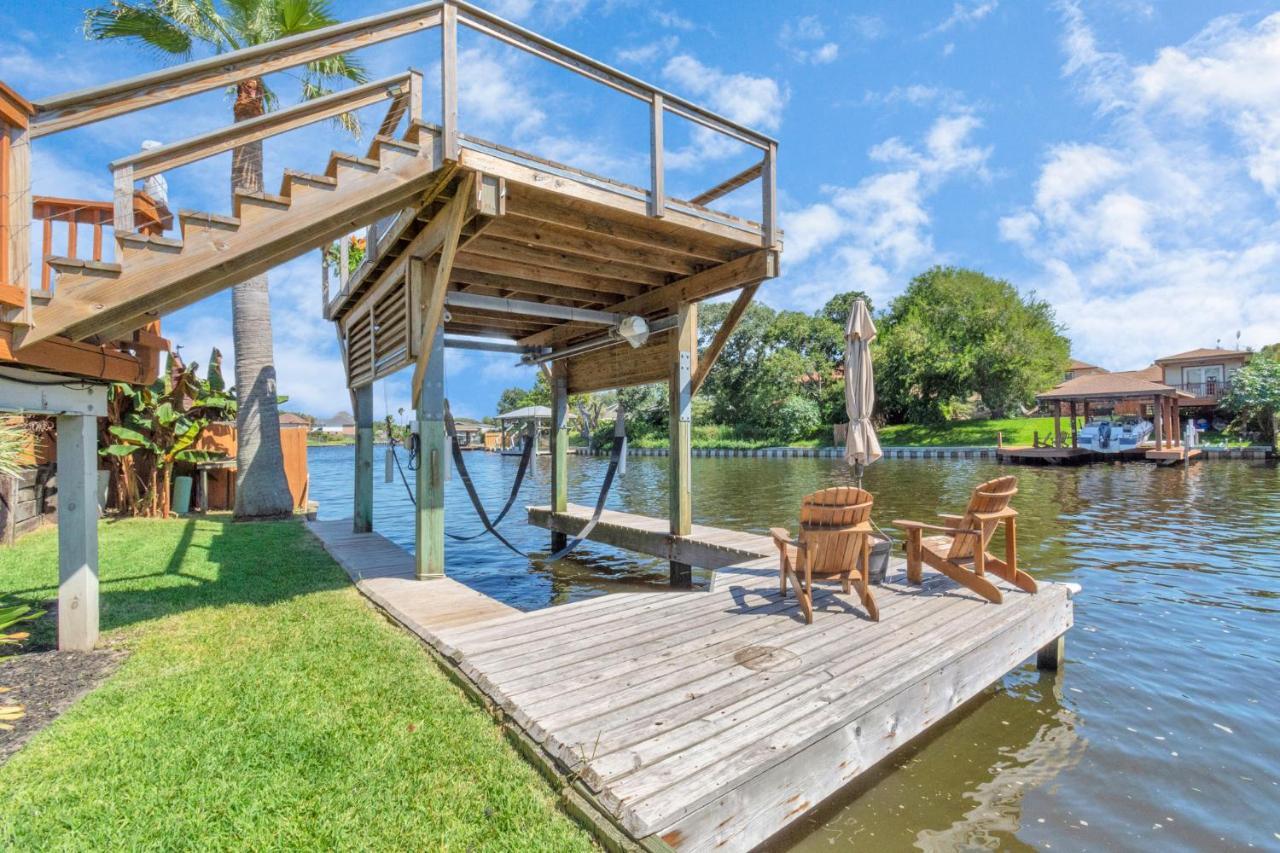 Beauty On The Water! Lake House Near The Beaches! Galveston Eksteriør billede